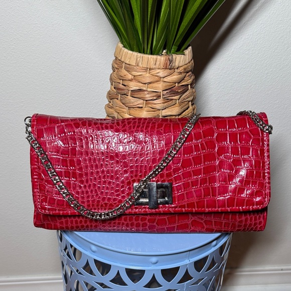 White House Black Market Red Crocodile-Embossed Clutch - Picture 7 of 10